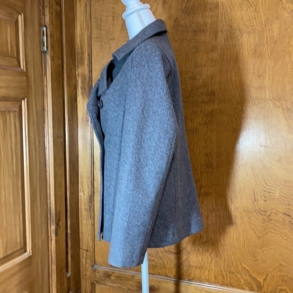 American Eagle Outfitters Gray Wool Pea Coat- EUC - Picture 3 of 9